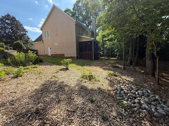 Building Photo - 112 Crosswaite Way