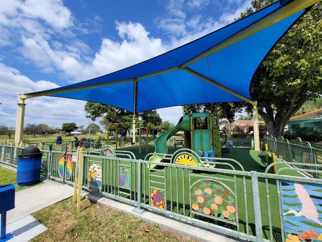 Foto del edificio - 2269 NW 52nd Ct