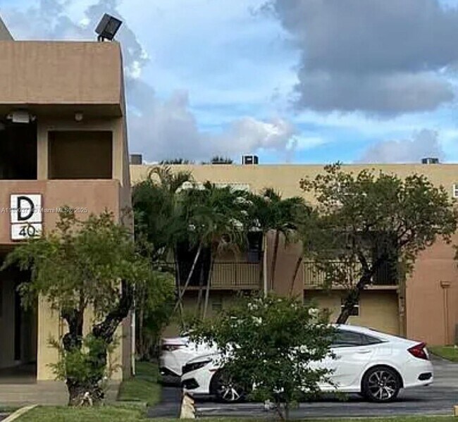 Foto del edificio - 40 NW 87th Ave