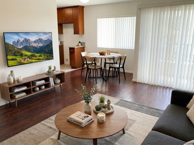 Building Photo - Fulton Apartments