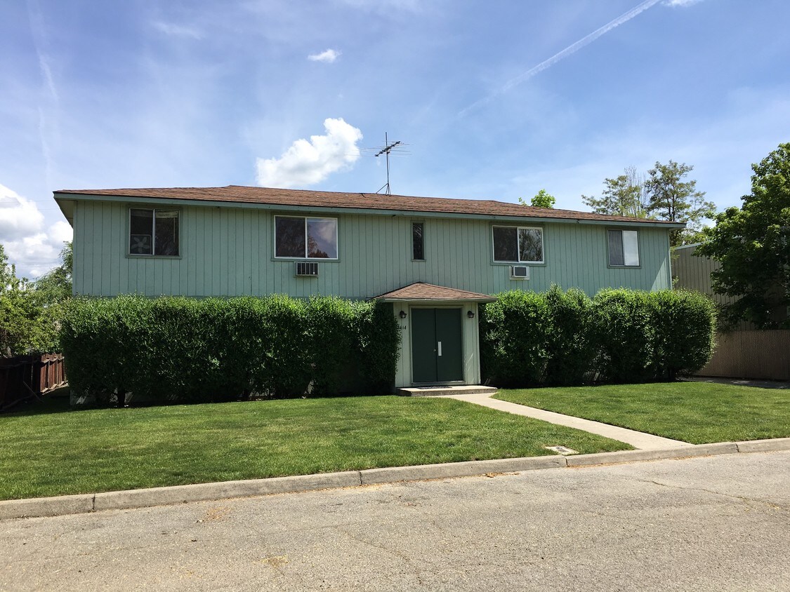 Front - 2414 N A St
