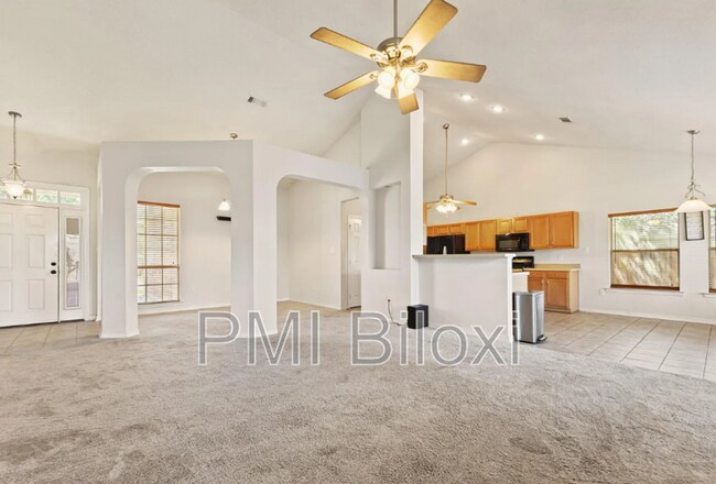 Building Photo - 18026 Cypress Pointe Dr