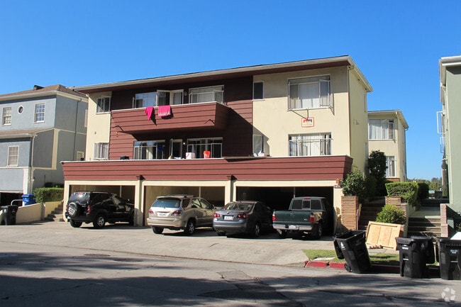 Building Photo - 459 Landfair Ave