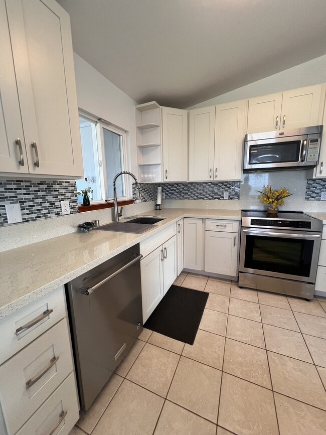 Building Photo - 47-069-69 Laenani Dr