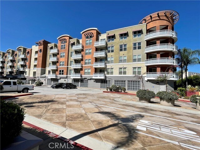 Foto del edificio - 12664 Chapman Ave