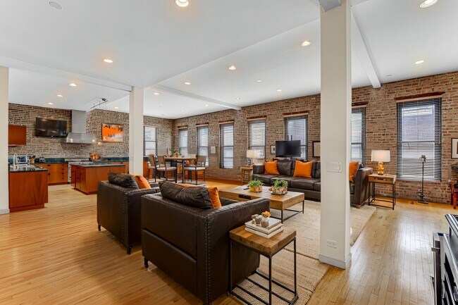 Foto del edificio - 944 W Lake St