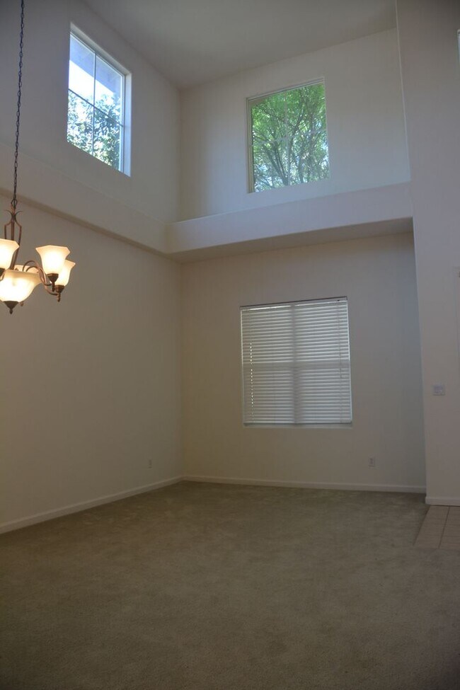 Foto del edificio - Antioch Dallas Ranch/Lone Tree area 4 bedroom, 3 bath home for rent