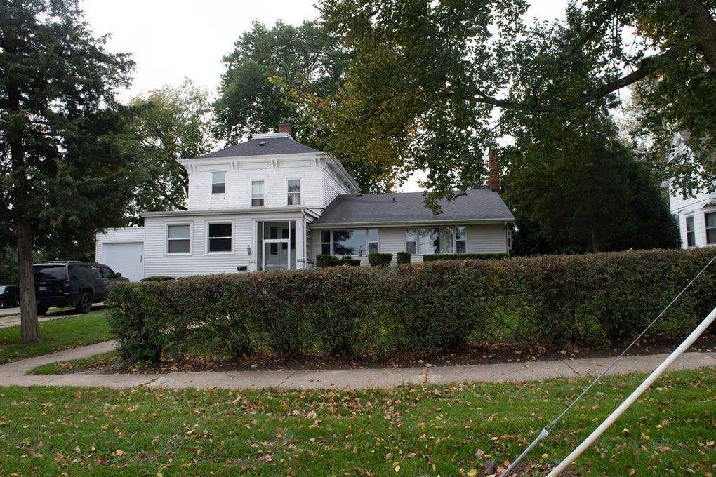 Unidad B, 1er Piso - 3603 Waukegan Rd
