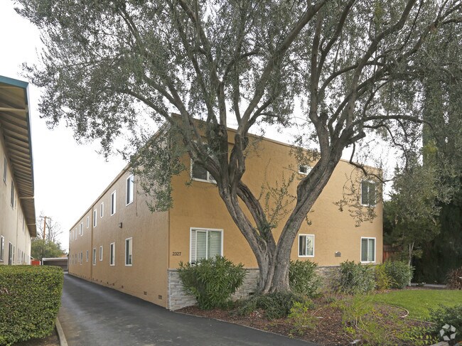 Building Photo - 2327 Pruneridge Ave