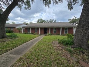 Building Photo - 5150 Jason St
