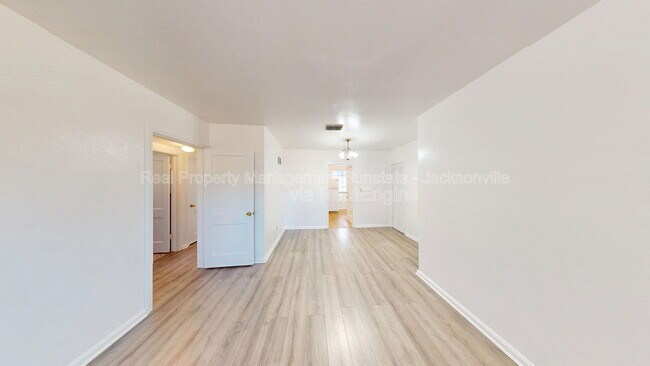 Building Photo - 3126 Belden Cir