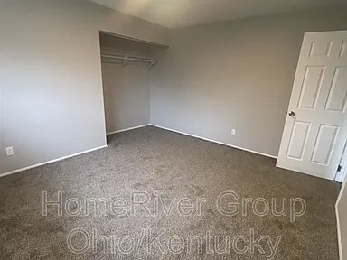 Foto del edificio - 1234 Hemlock Dr