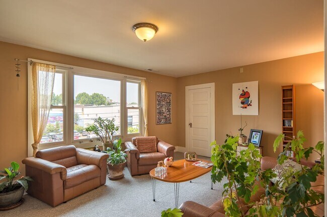 Sala de estar - 1704 Southeast Ankeny Street