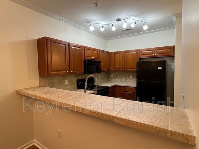 Building Photo - 2610 Oldgate Dr