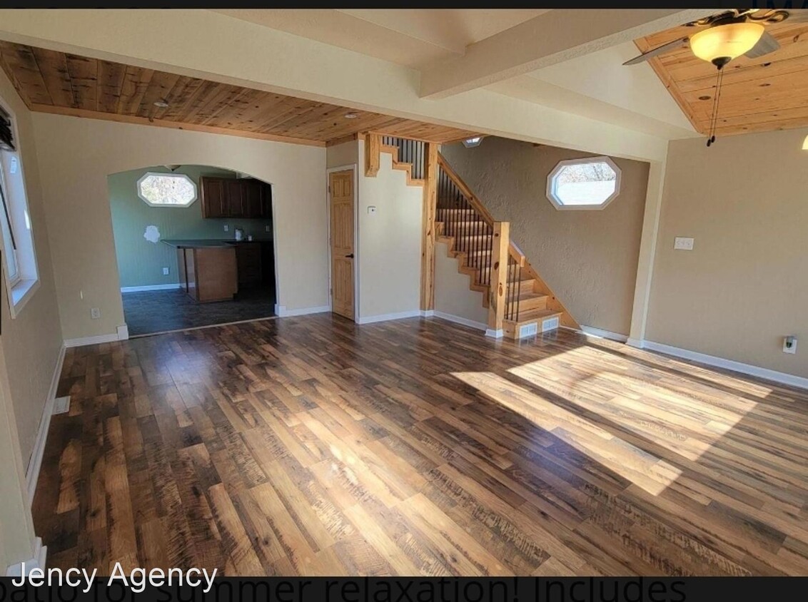 Building Photo - 3 br, 1.5 bath House - 1615 S 4th St