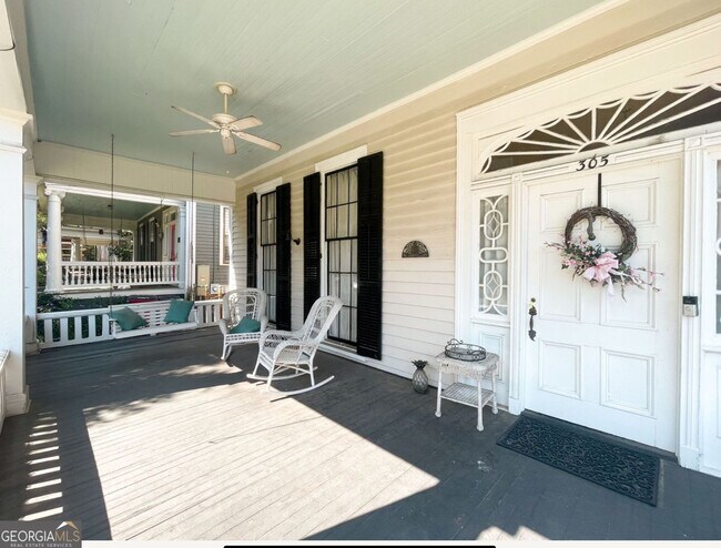 Foto del edificio - 305 Orange St