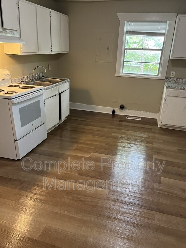 Foto del edificio - 4341 44th Ave N