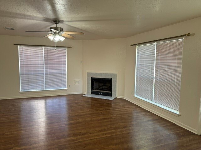 Foto del edificio - 838 Island Meadow Ct