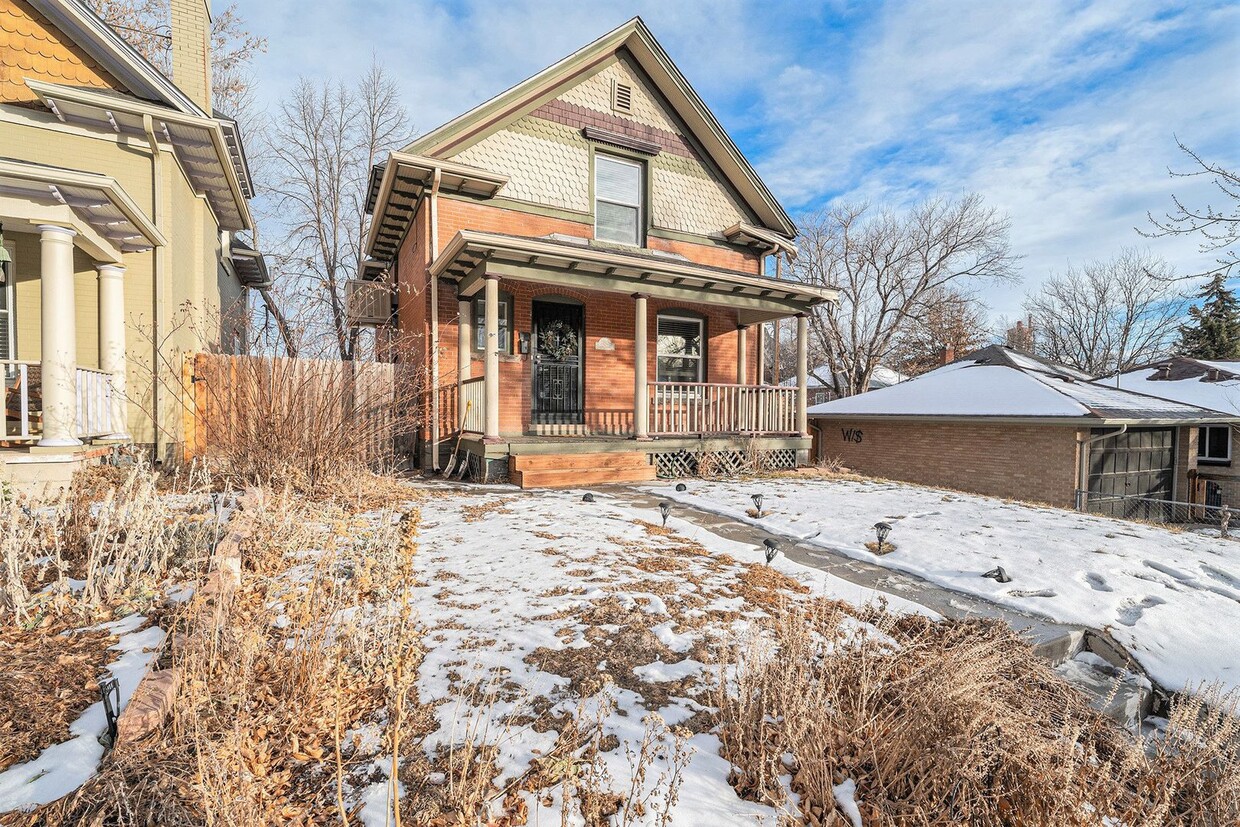 Charming Historic 3 bed, 1.5 bath Home in Denver Highlands! - Charming Historic 3 bed, 1.5 bath Home in Denver Highlands!