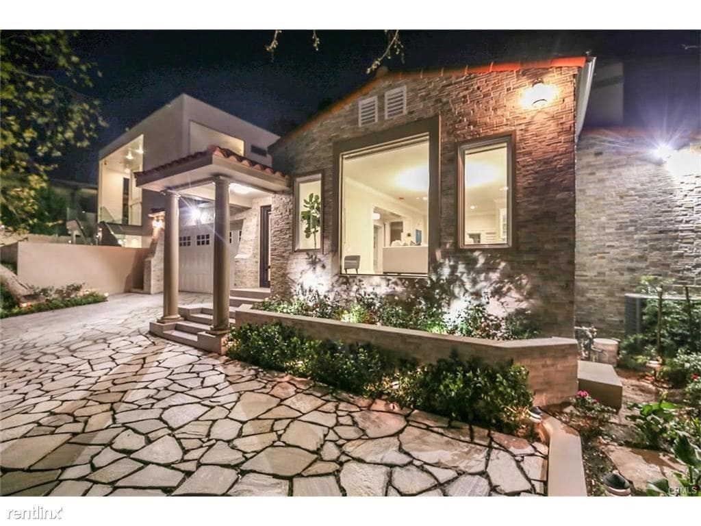 1584 Benedict Canyon Dr, Beverly Hills, CA 90210 House Rental in
