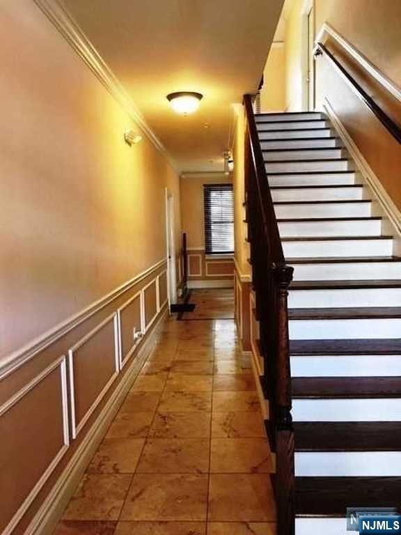 Foto del edificio - 14 Hemlock Lane