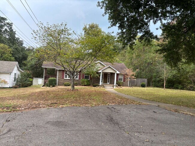 Building Photo - 680 Arms Dr