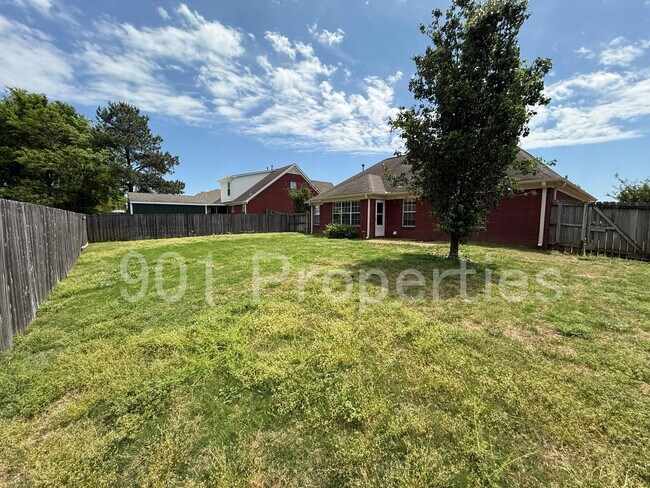 Foto del edificio - 40 Garden View Dr