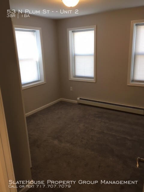 Building Photo - 53 N Plum St