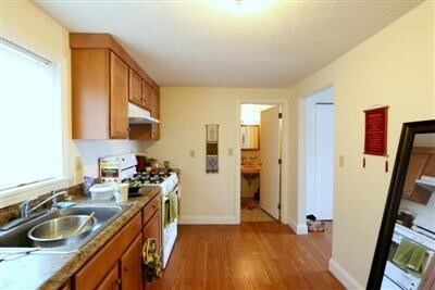 Foto del edificio - 128 Pine St