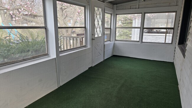 Foto del edificio - 2429 E 16th St