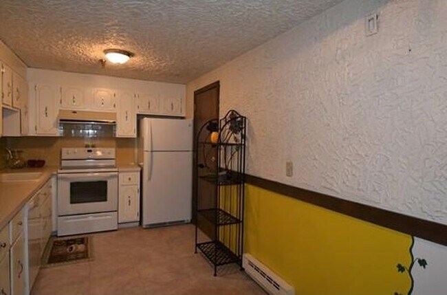 Foto del edificio - 42 Swanson Ct