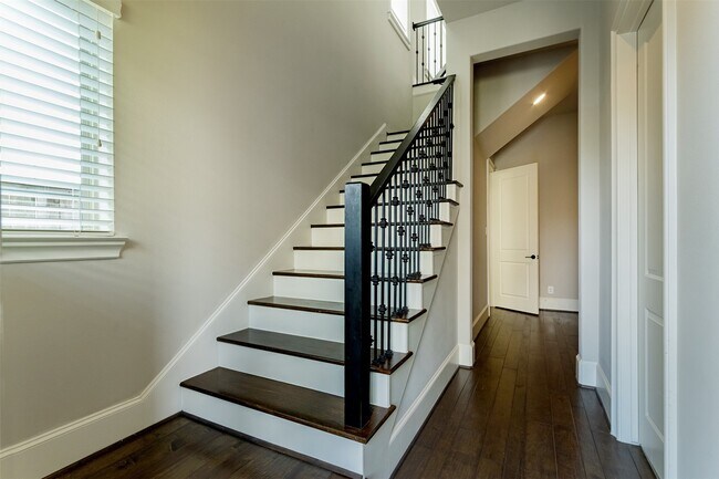 Foto del edificio - 2640 Fountain Key Blvd