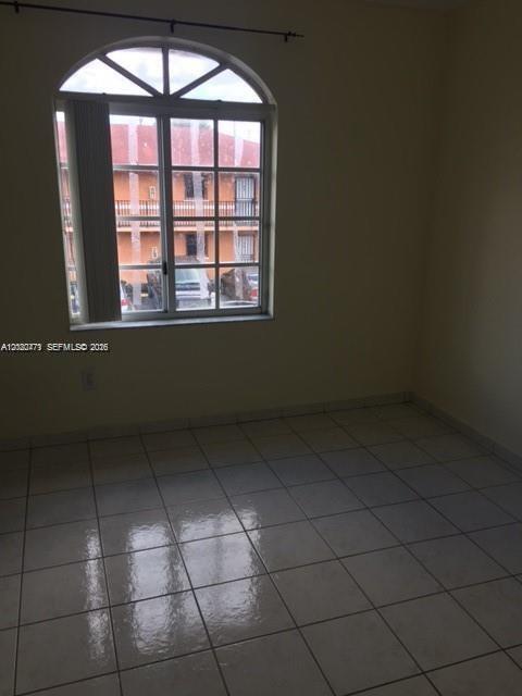 Foto del edificio - 655 W 68th St