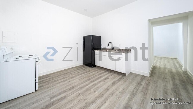 Foto del edificio - 146 Fairview Ave