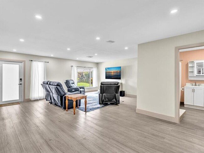 Foto del edificio - 9960 NW 23rd St