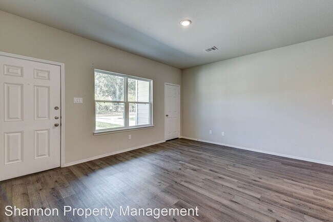 Foto del edificio - 3 br, 2 bath House - 409 E Avenue G