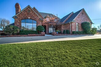 Building Photo - 1300 Irvine Dr