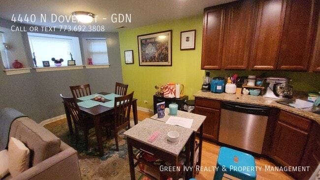 Building Photo - Amazing 2 Bed 2 Bath in Sheridan Park