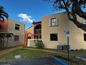 Building Photo - 10257 NW 9th St Cir