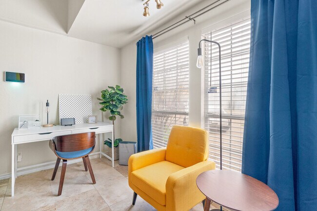 Foto del edificio - 4315 Munger Ave