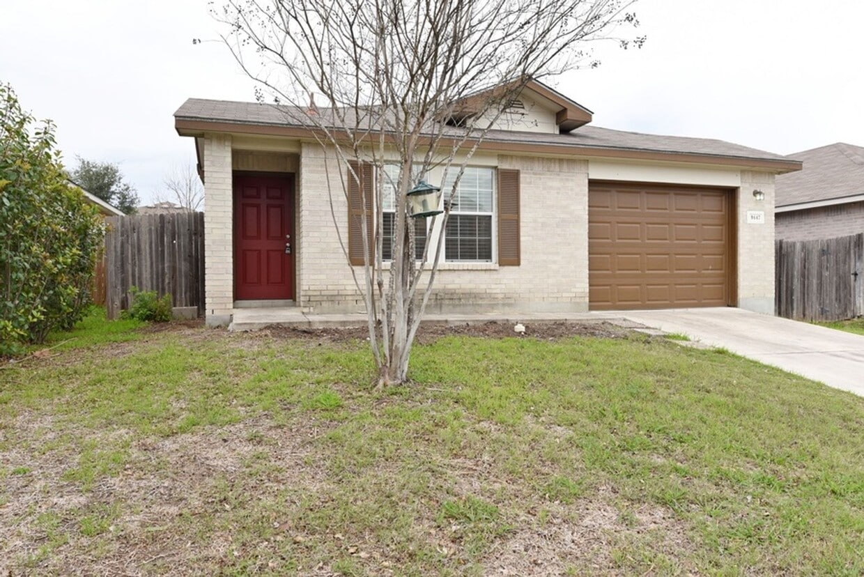 Primary Photo - Charming and Spacious Home in a Quiet and ...