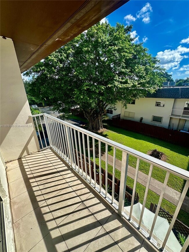 Building Photo - 8475 SW 94th St
