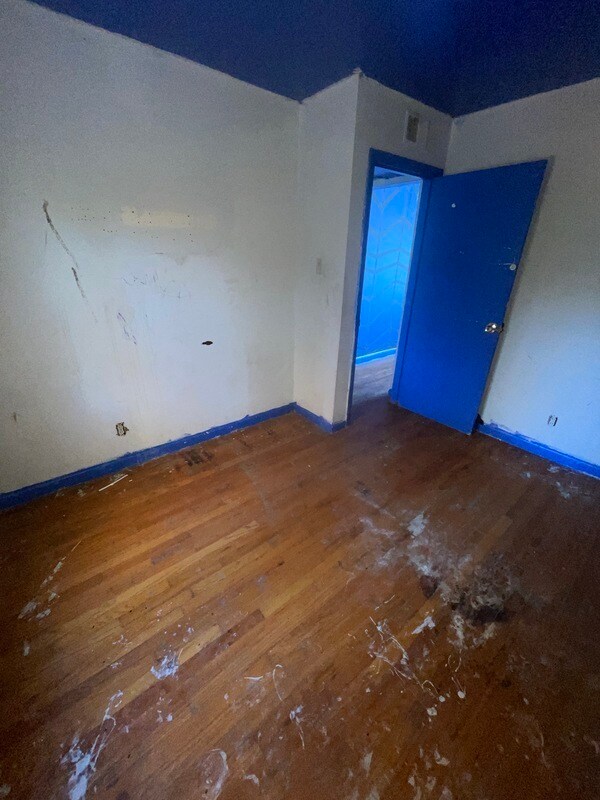 Building Photo - 9145 Loganberry Ln