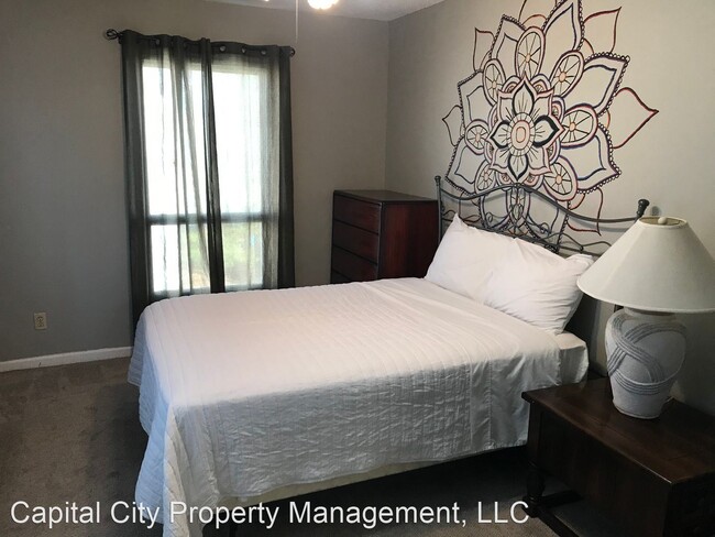 Building Photo - 2 br, 1 bath House - 5322 Whitetail unit 9