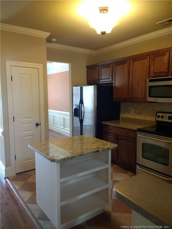 Building Photo - 3622 Cocoanut Ct