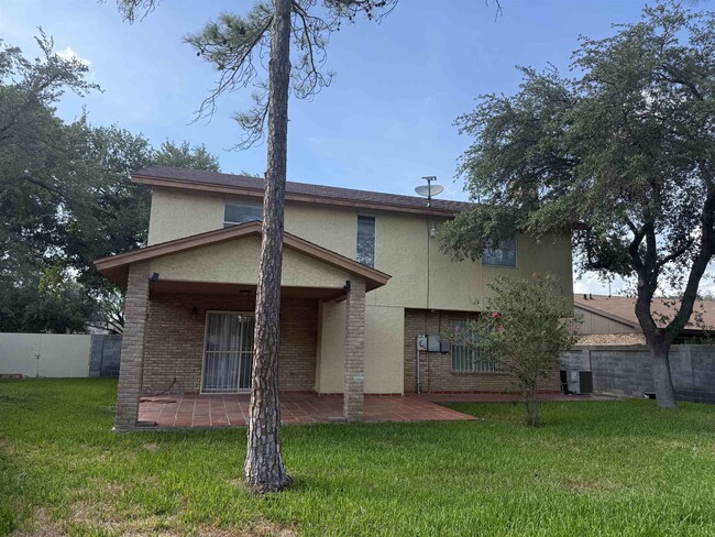 Foto del edificio - 901 Eden Ln