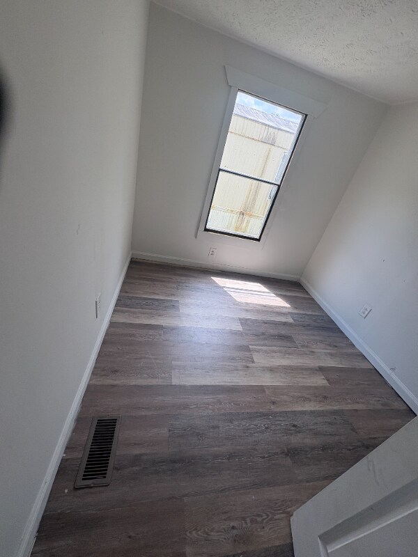 Foto del edificio - 6500 US-60