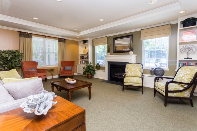 Building Photo - Arbor Crest Senior Apartments