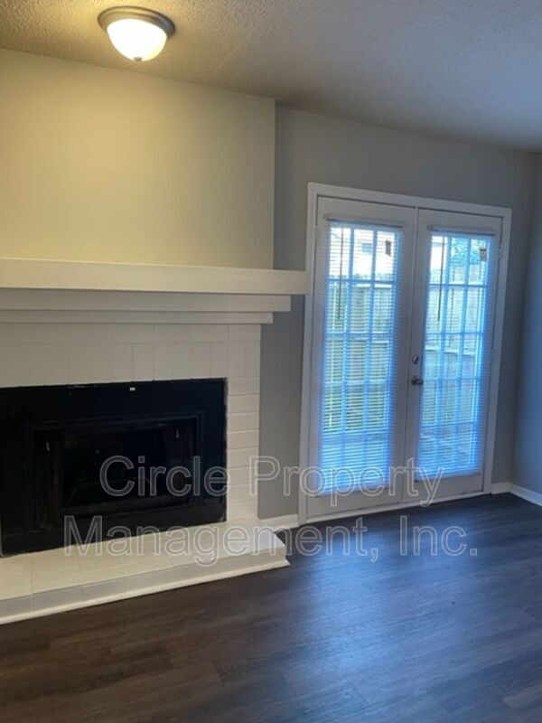 Primary Photo - 4036 Hunters Ridge Dr SW