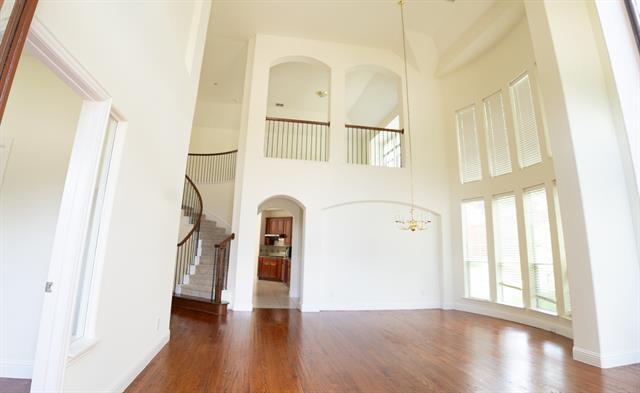 Building Photo - 2610 Chesterfield Rd